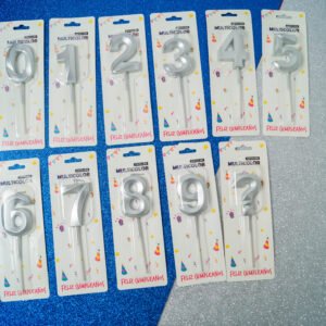 Velas Biseladas Número Plateadas con Palito xU.